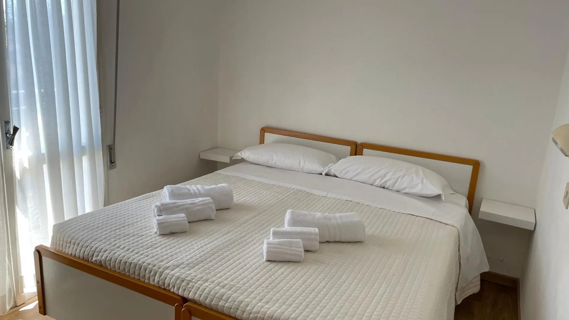 **  Hotel Barbiani Riccione Italien